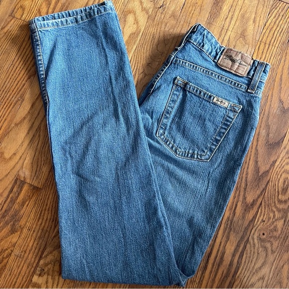 Levi's Other - Signature by Levi Strauss Mid Rise Straight Jeans – Women’s Misses Size 6